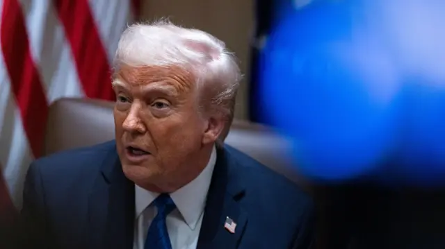 Жадібність погубить? Трамп мріє про трильйони й закликає старших радників розкручувати тарифну війну, - WP