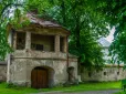 Напівзабуті замки України: Палац-фортеця Телекі - оповита легендами барокова перлина Закарпаття, що чекає на відродження