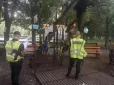У Києві на канатній дорозі травмувалися діти, їх доправили до лікарні (фото)