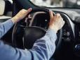 Китайські електрокари створюють серйозну конкуренцію Tesla в Європі: Про які бренди йде мова