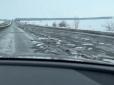 Колеса відлітають на ходу: одна з ключових магістралей України у критичному стані