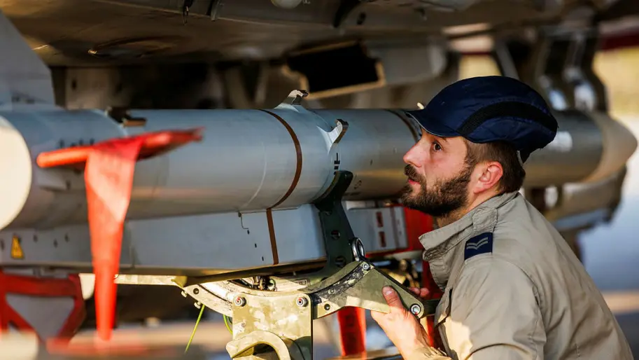 Готуються до оборони? Уряд Франції планує збільшити запаси ракет і дронів у чотири рази до 2030 року